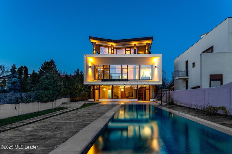 Mogosoaia Casa ta de pe malul lacului Mogosoaia